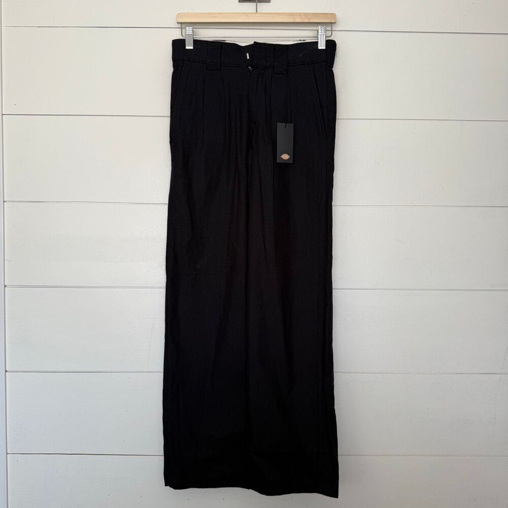 NWOT Women’s Taper Pants 28x32